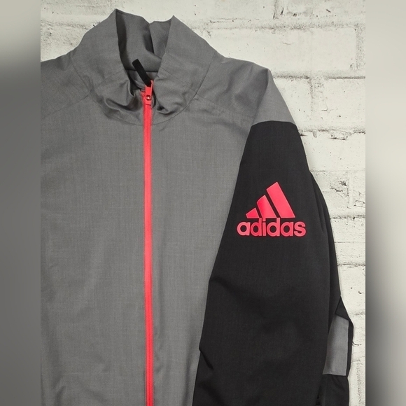 Adidas Climaproof Jacket XL – Gray/Black with Red Zip & Logo - Picture 7 of 10